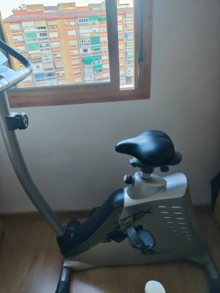 Bicicleta Estática BH Fitness ZTX
