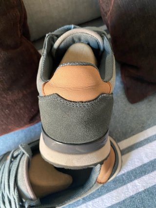 Zapatillas Scalpers Verde Oliva y Beige