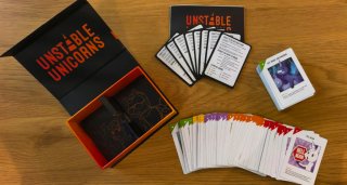 Juego de mesa Unstable Unicorns NSFW (Inglés)