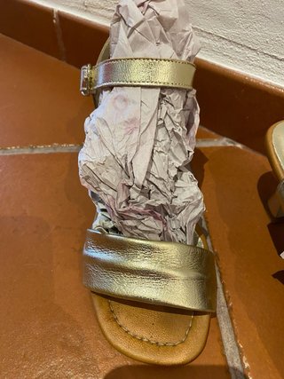 Sandalias doradas Made in Spain