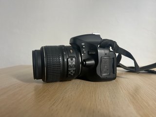 Cámara Nikon D5100 + Objetivo + Accesorios