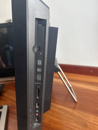 2 Lenovo ThinkCentre Intel PC