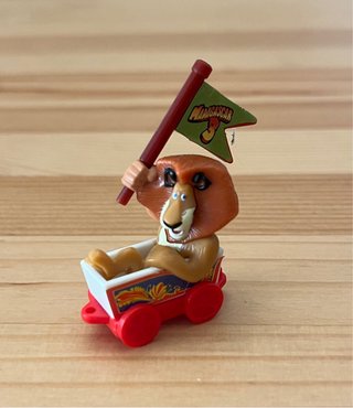 Figura León Madagascar Huevo Kinder