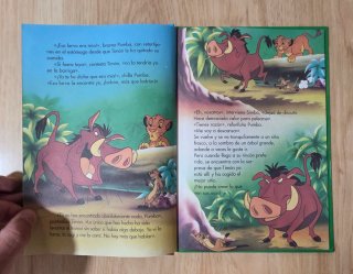 Clásico cuento Disney."La huida de Pumba". Salvat.
