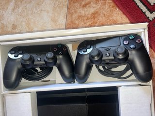 Consola PlayStation 4 + Juegos