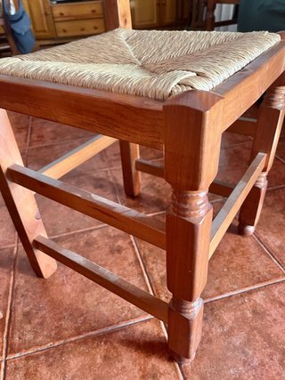 6 SILLAS COMEDOR CON ASIENTO DE ANEA TRENZADA.