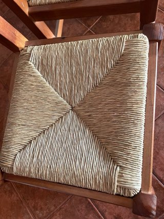 6 SILLAS COMEDOR CON ASIENTO DE ANEA TRENZADA.