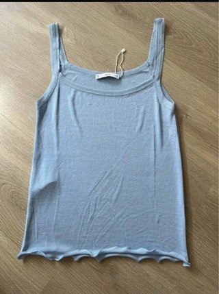 Camiseta Mango azul con volantes Talla M