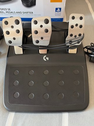 Volante Logitech G923 + Pedales + Palanca