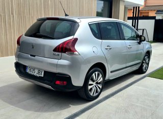 Peugeot 3008 2015