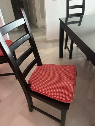 Mesa de comedor con 6 sillas