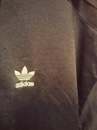 Chaqueta Adidas Negra con Cordones
