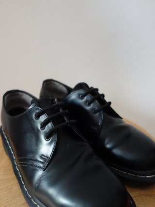Zapatos Dr. Martens negros