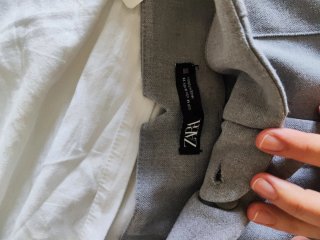 Pantalón gris pinzas Zara M
