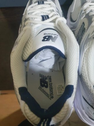 New Balance 530 Talla 44 Plata