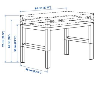Mesa infantil blanca y azul Ikea.