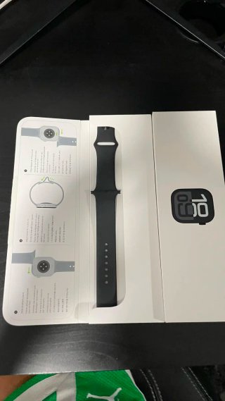 Apple Watch Series 10 46mm Space Gray