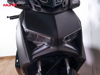 YAMAHA X-MAX 125