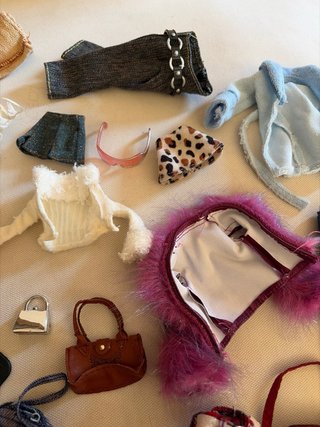 Ropa y Accesorios Muñeca Bratz