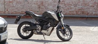 Honda CB125R Naked Negra/Plata