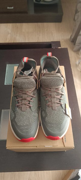 Zapatillas Newfeel NW500 NUEVAS (44)