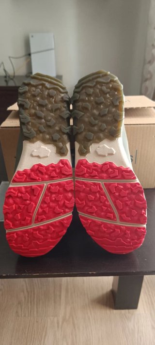 Zapatillas Newfeel NW500 NUEVAS (44)
