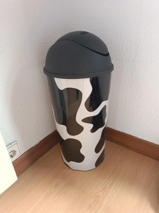 Papelera original diseño vaca