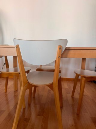 Pack 4 sillas y mesa extensible salón 80-120cm