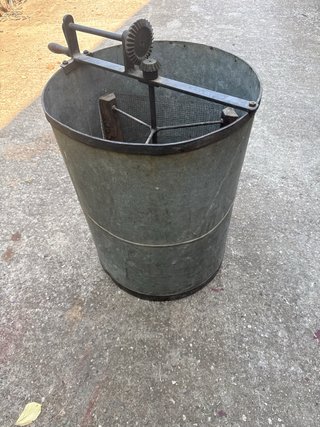 Extractor de miel antiguo
