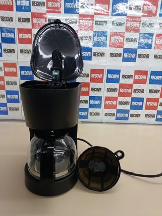 Cafetera 6 tazas 600W con apagado automático Tristar