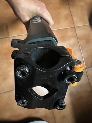 Mastil Kukirin G2 Max