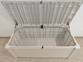 Keter - Baúl de jardín Brightwood Poolbox, 424L