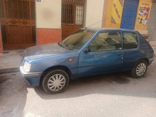 Peugeot 205 1992