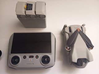 Dron DJI Mini 3