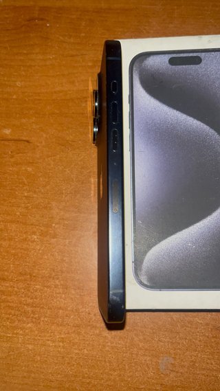 iPhone 15 Pro Azul titanio