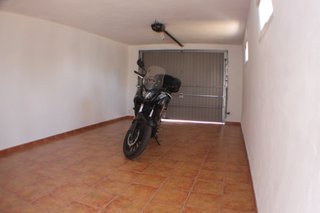 Alquilo trastero, local a pie de calle