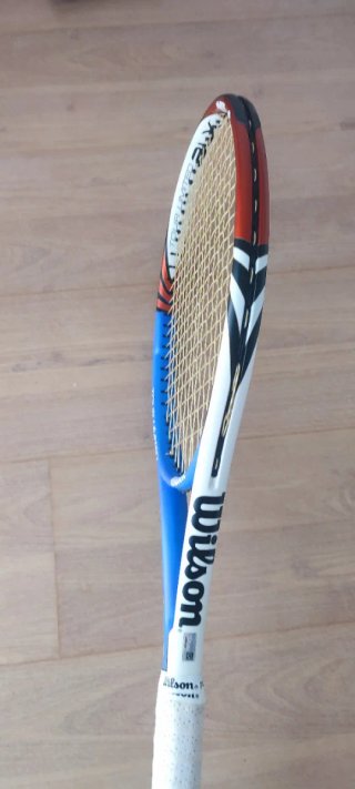 Raqueta Wilson BLX Tour Limited