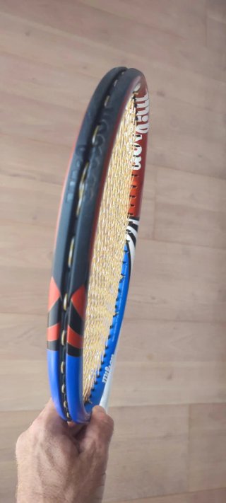 Raqueta Wilson BLX Tour Limited