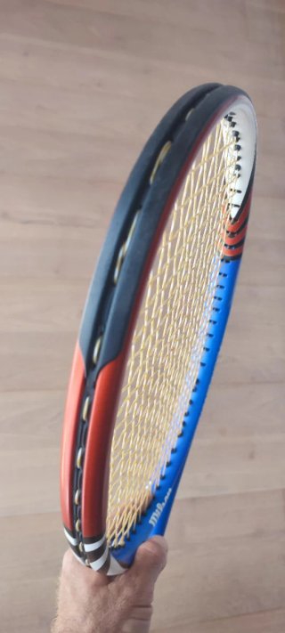 Raqueta Wilson BLX Tour Limited