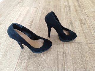 Zapatos de tacón negros