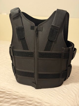Chaleco de protección anticortes negro