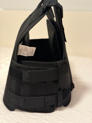 Chaleco de protección anticortes negro