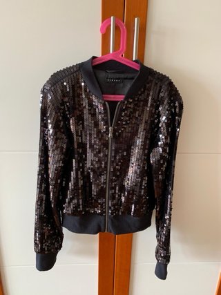 Chaqueta bomber lentejuelas negras Sisley