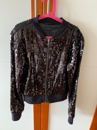 Chaqueta bomber lentejuelas negras Sisley