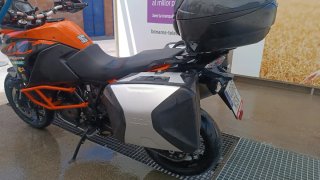 KTM 1090 Adventure Negra/Naranja