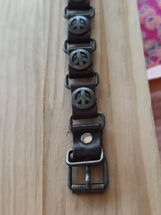 Pulsera Piel Símbolo Paz Vintage Años 70 Nueva.