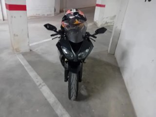 Kawasaki Ninja ZX-10R Sportbike Negra