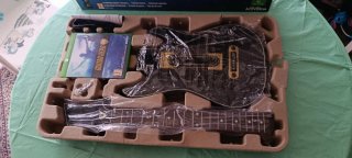 Guitar Hero Live Xbox One con Guitarra