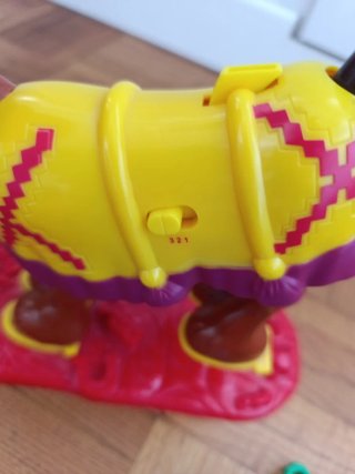 Juego Tozudo Caballo con Accesorios