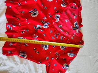 Preciosa blusa roja H&M 42